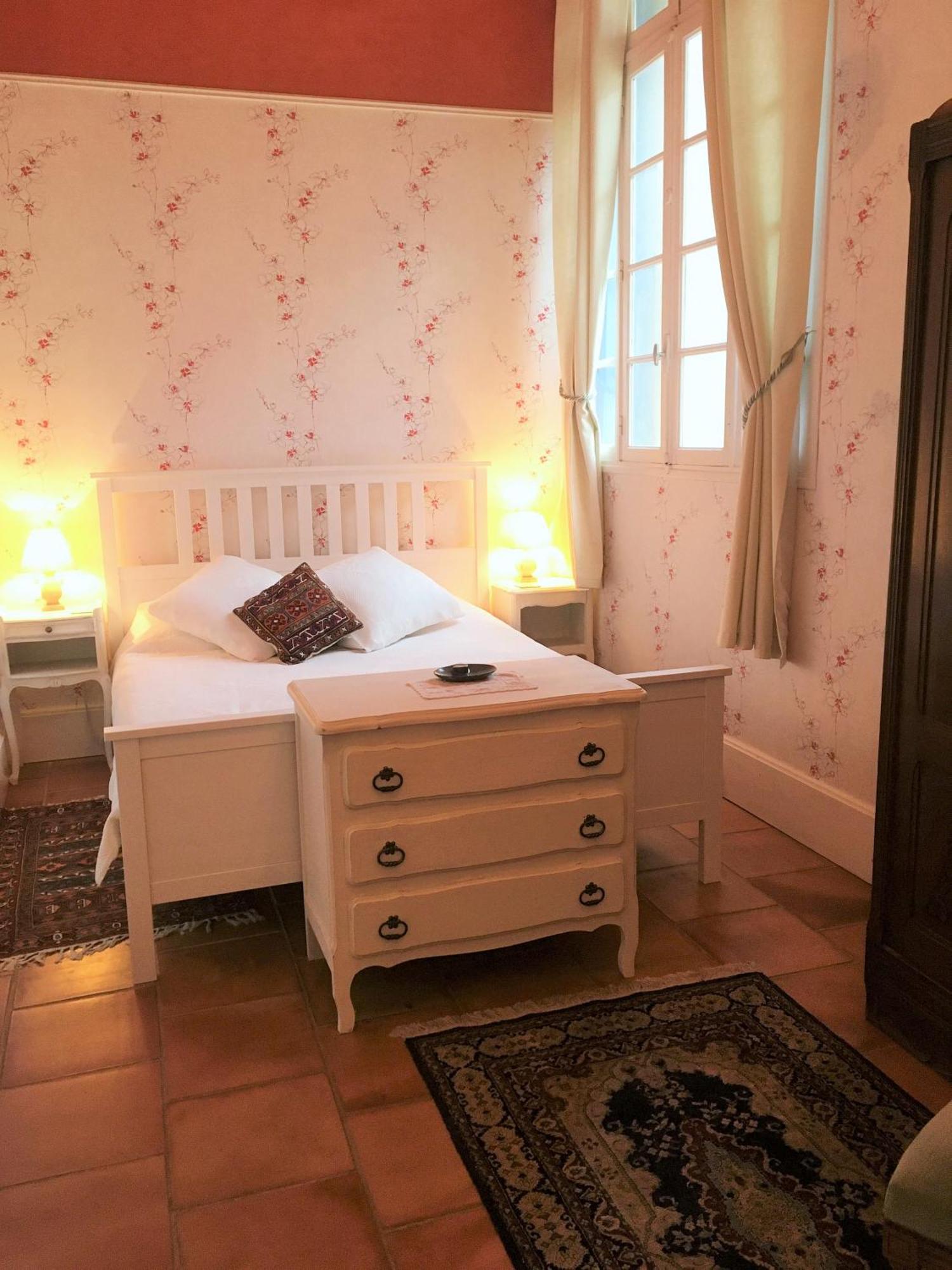 Chateau Du Fraissinet, 6 Gites Sleeping 2-8 Guests, Pool And River On Site La Tronche  Kültér fotó